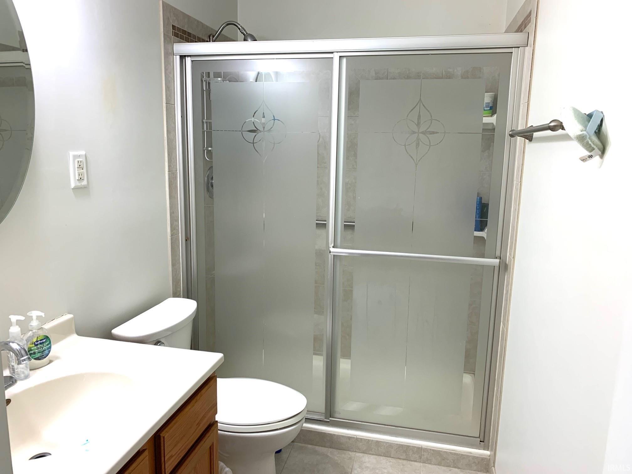 4182 W Broadway Avenue