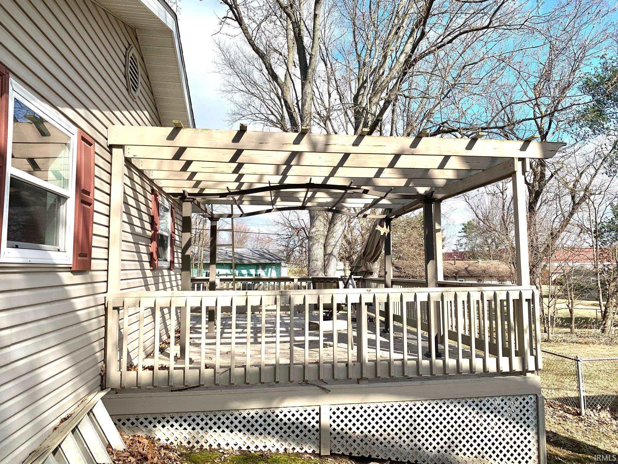 4182 W Broadway Avenue