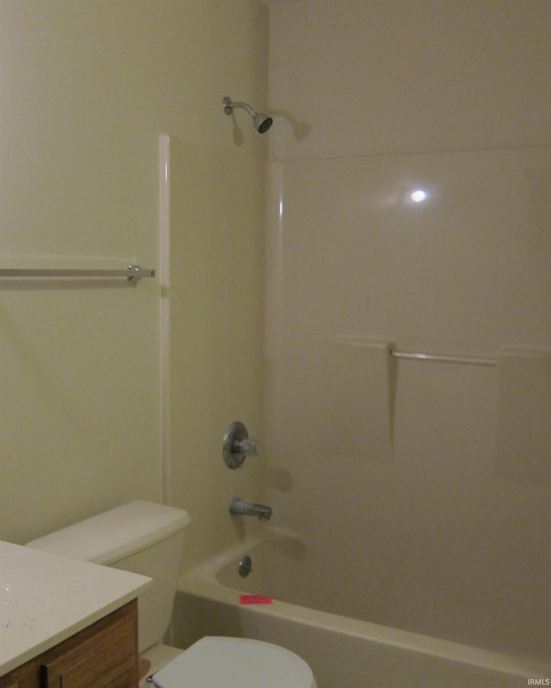 1040 N Forest View Drive