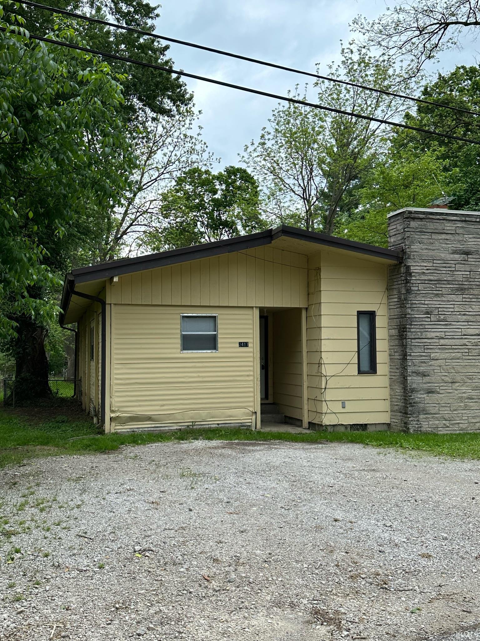 2417 S Madison Street