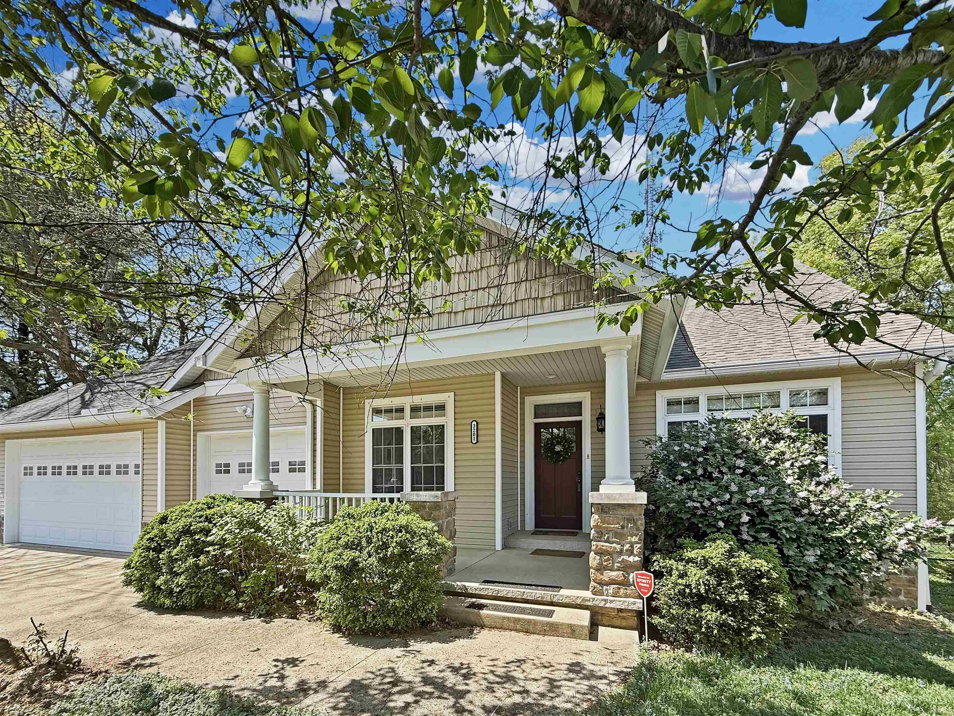 3201 E Kristen Court