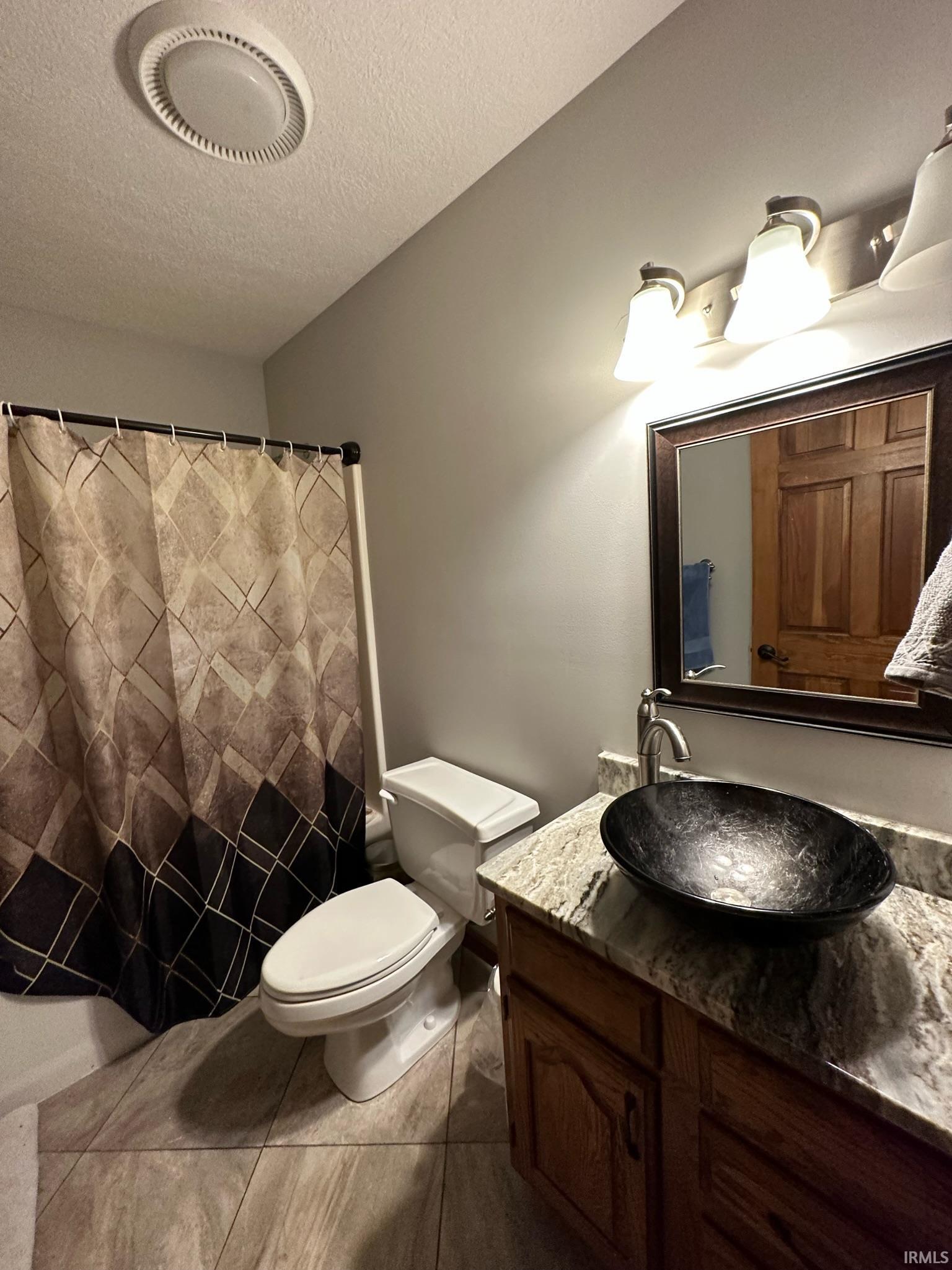 3825 E Devonshire Court