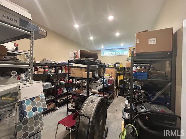 1235 W Gourley Pike