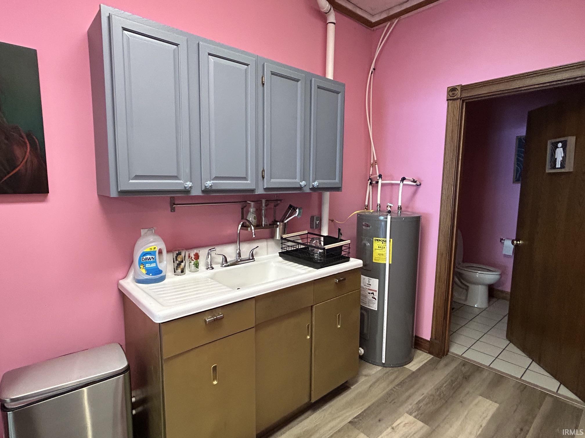 1000 N Walnut Street Unit: Ste J