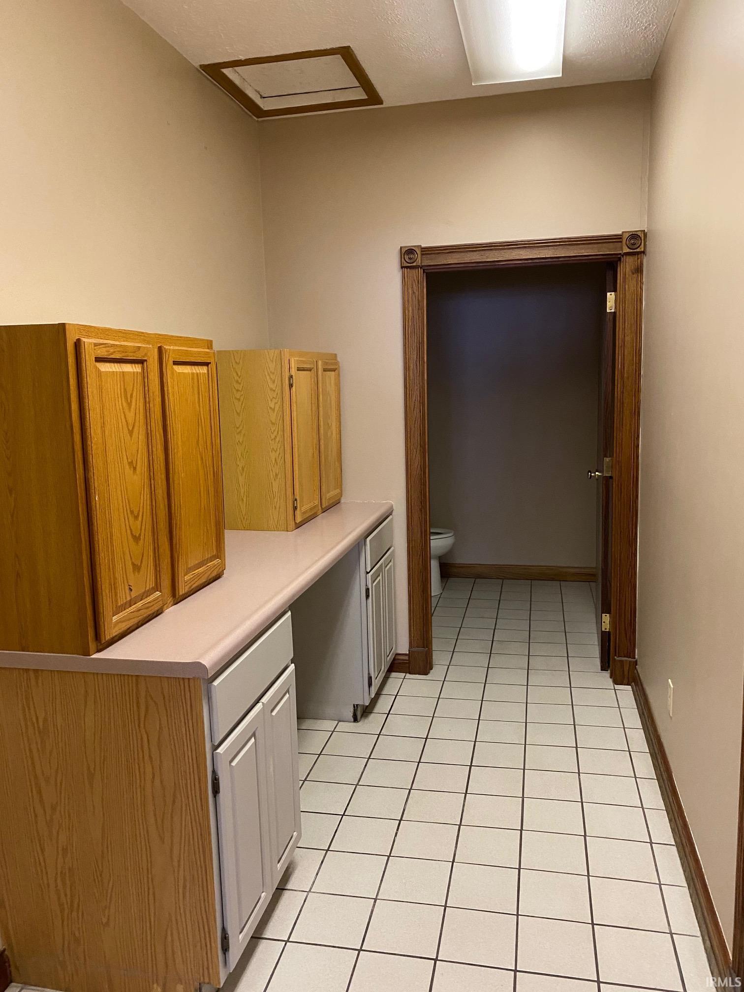 1000 N Walnut Street Unit: Ste J