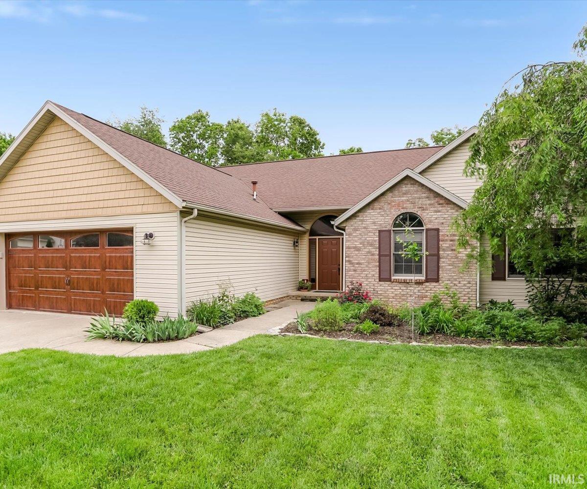 701 E Tracee Court