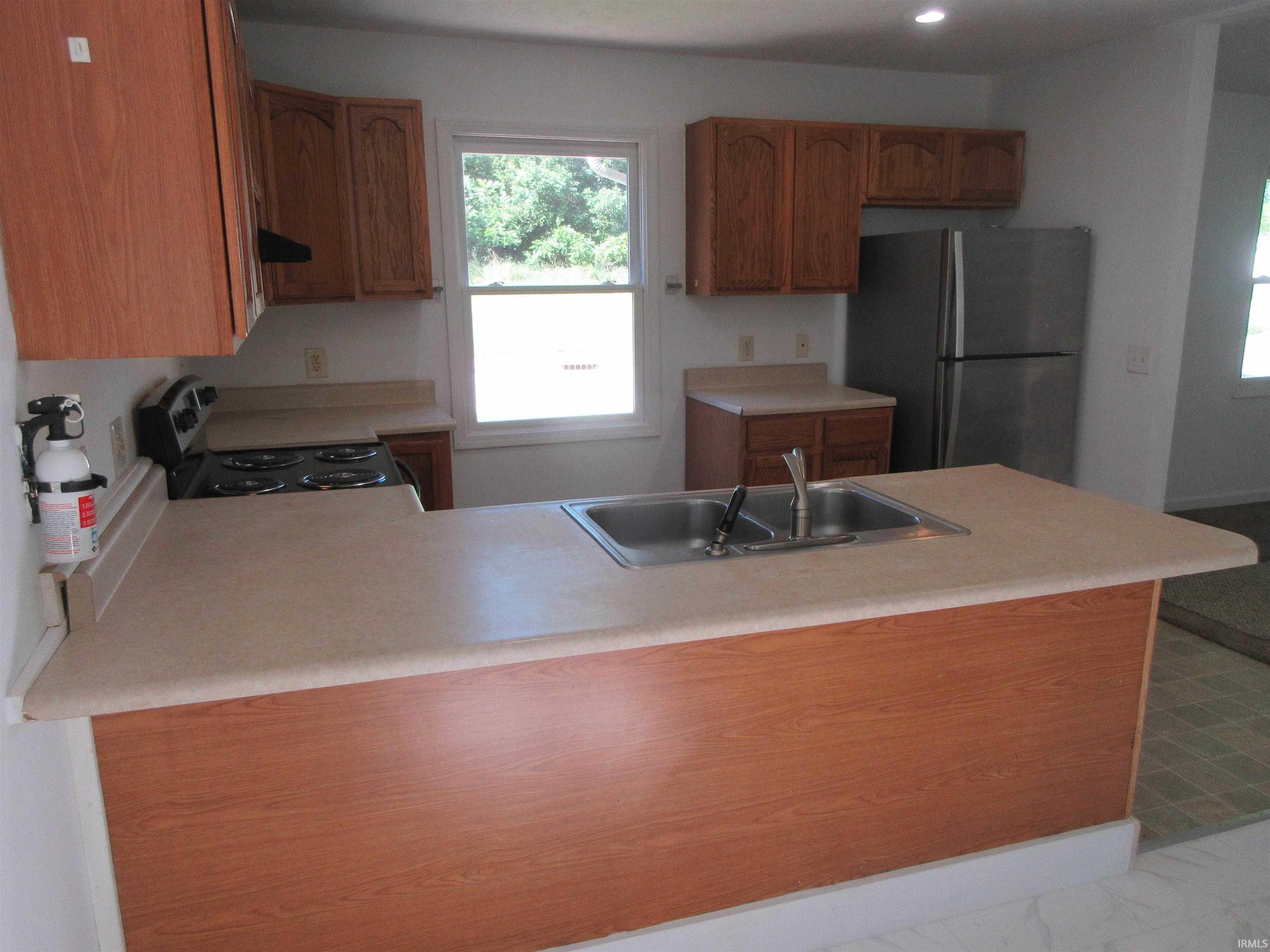 1403 W 6th Street