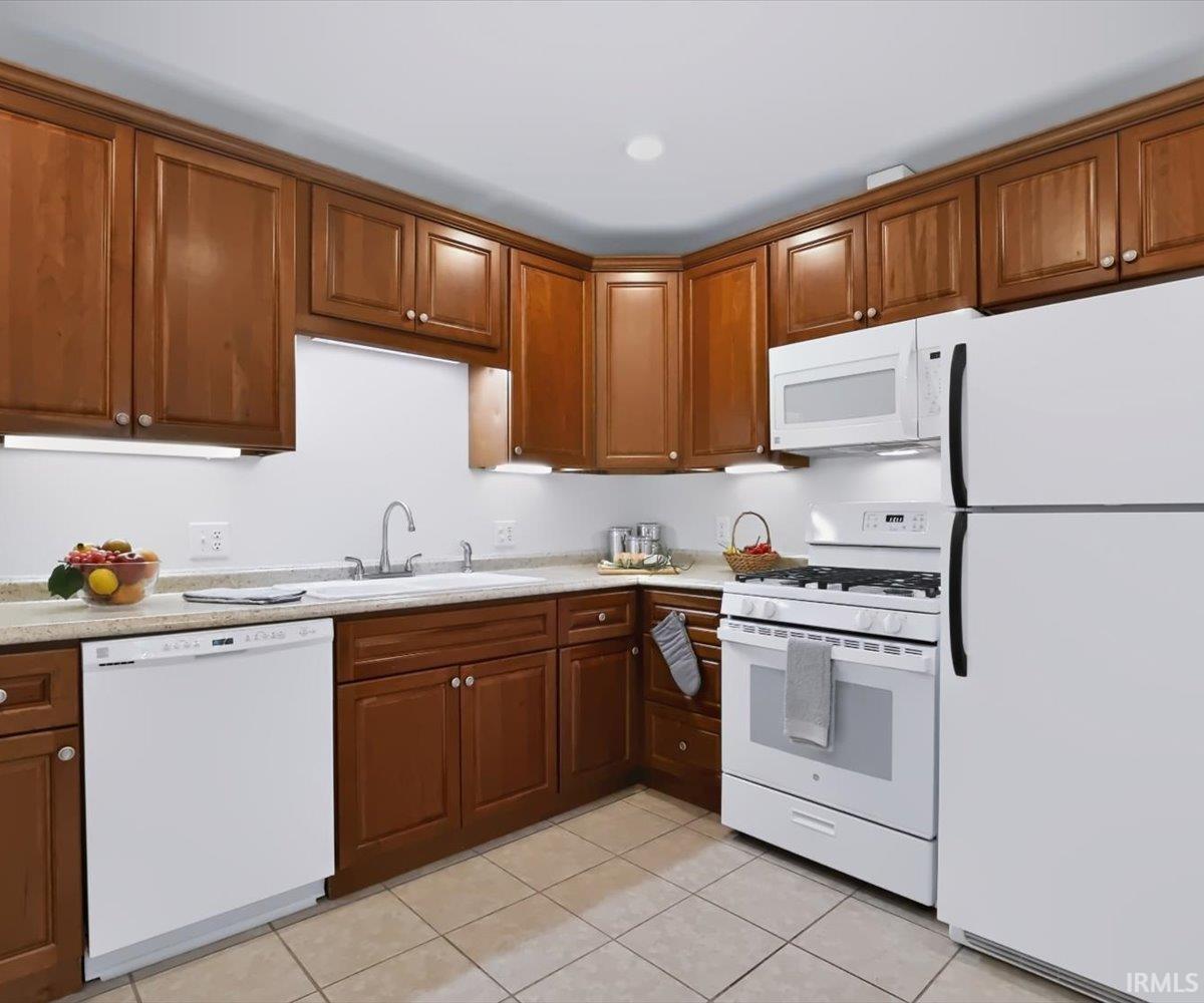 824 S Eastside Drive