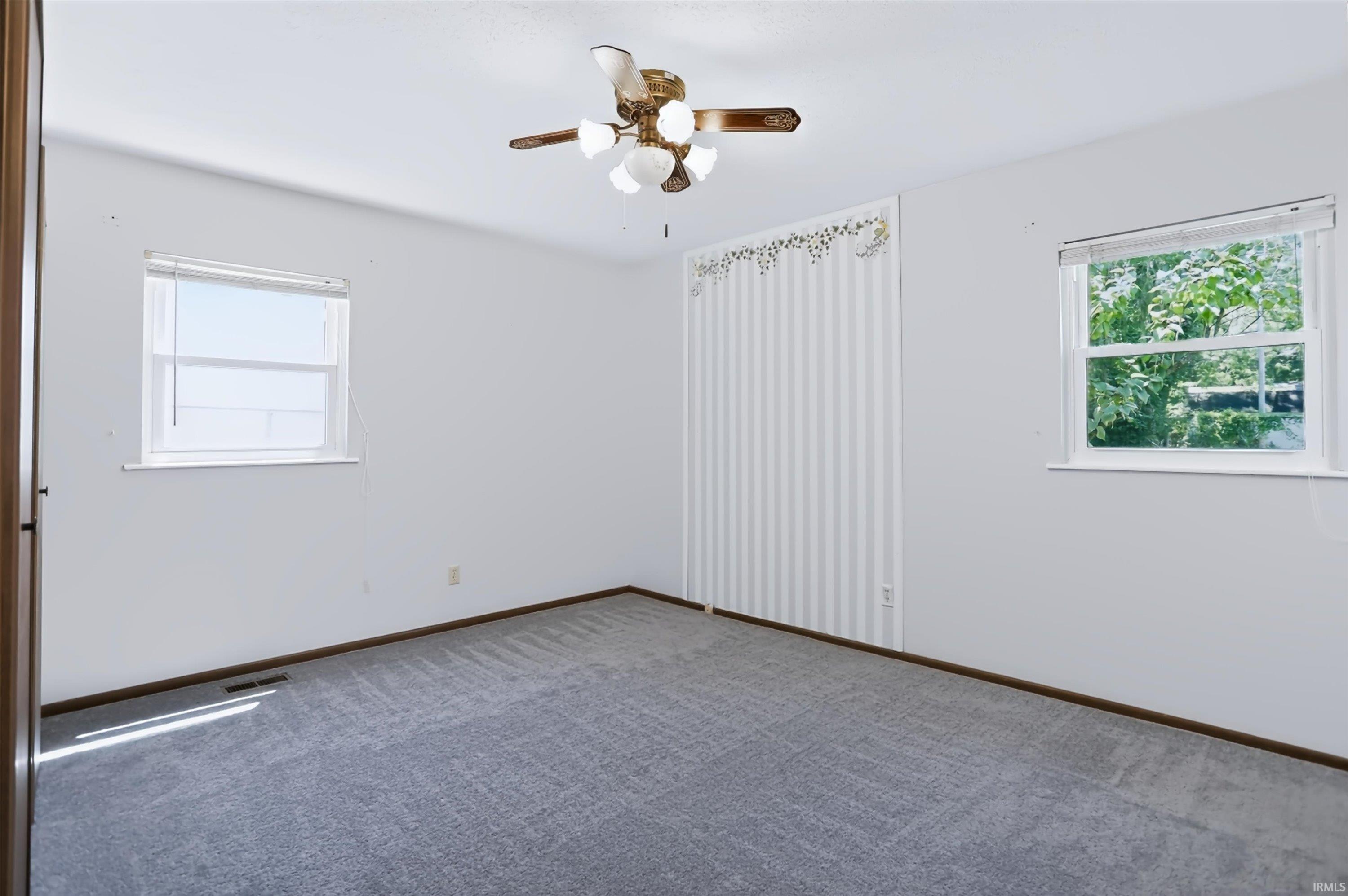 3702 S Tyler Lane