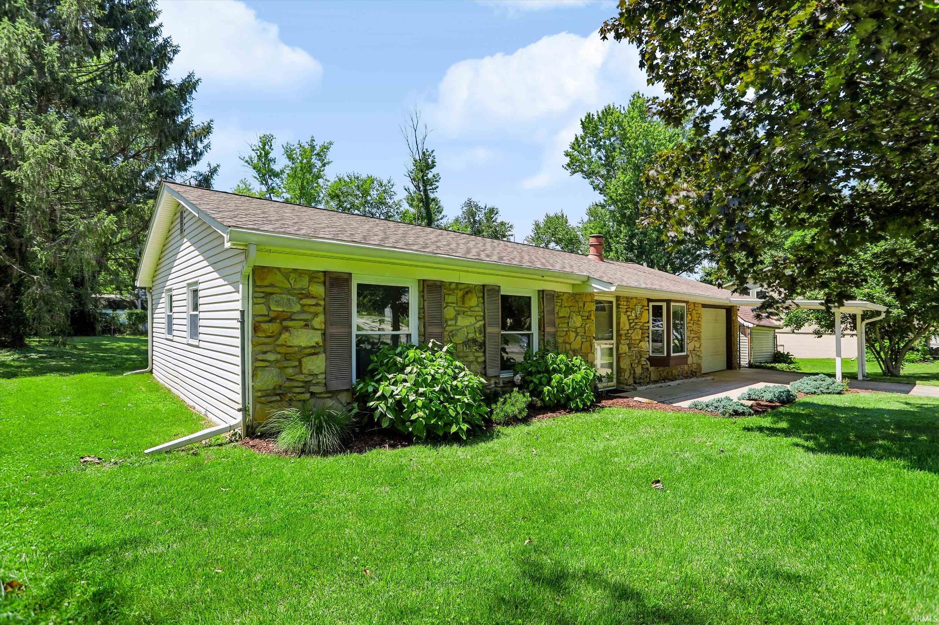 3702 S Tyler Lane
