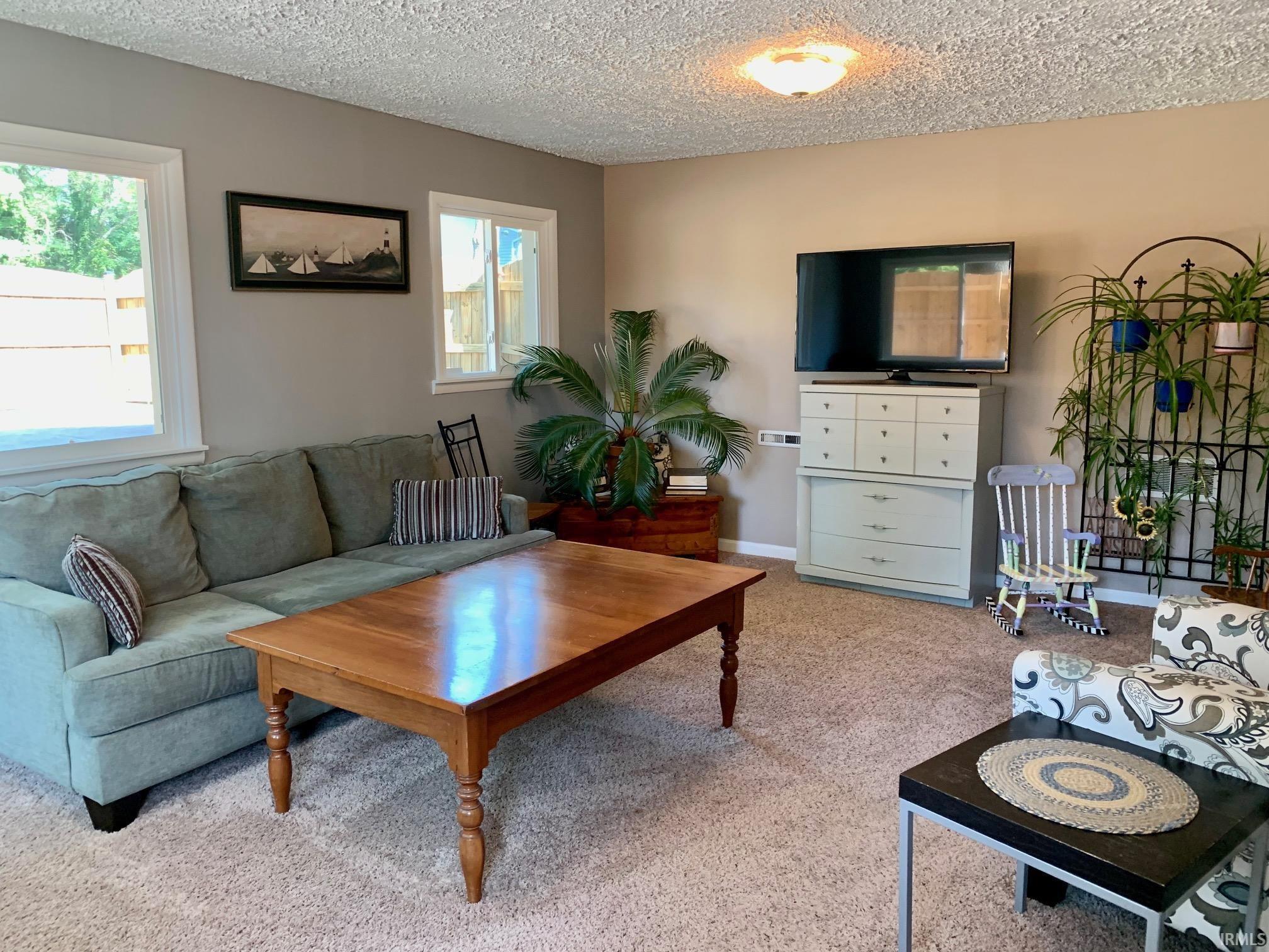 150 W Wayside Drive