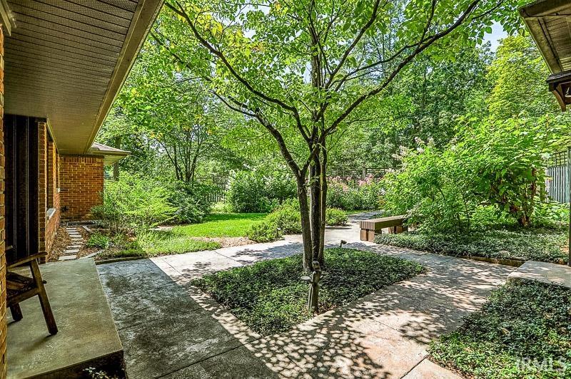 7575 S Shady Side Drive