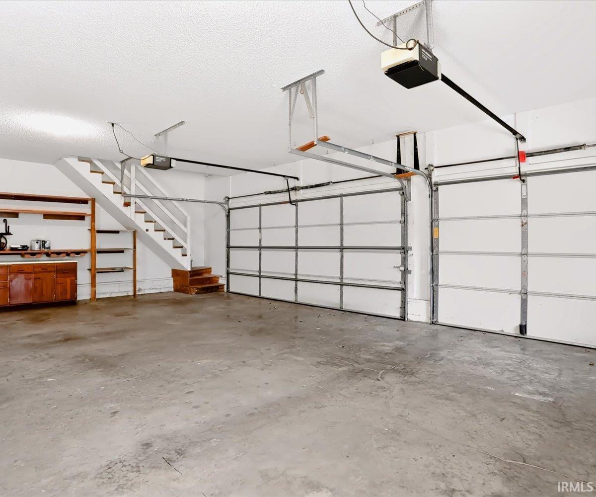 2601 S Trotters Run