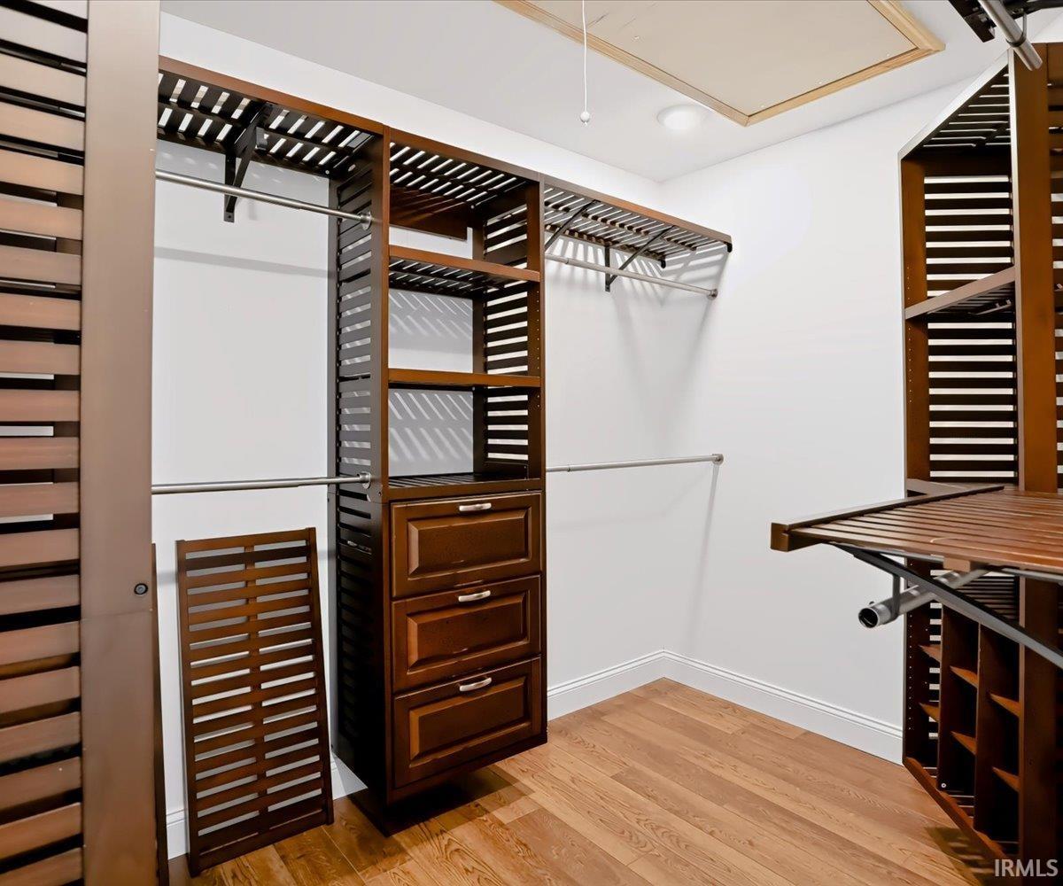 2601 S Trotters Run