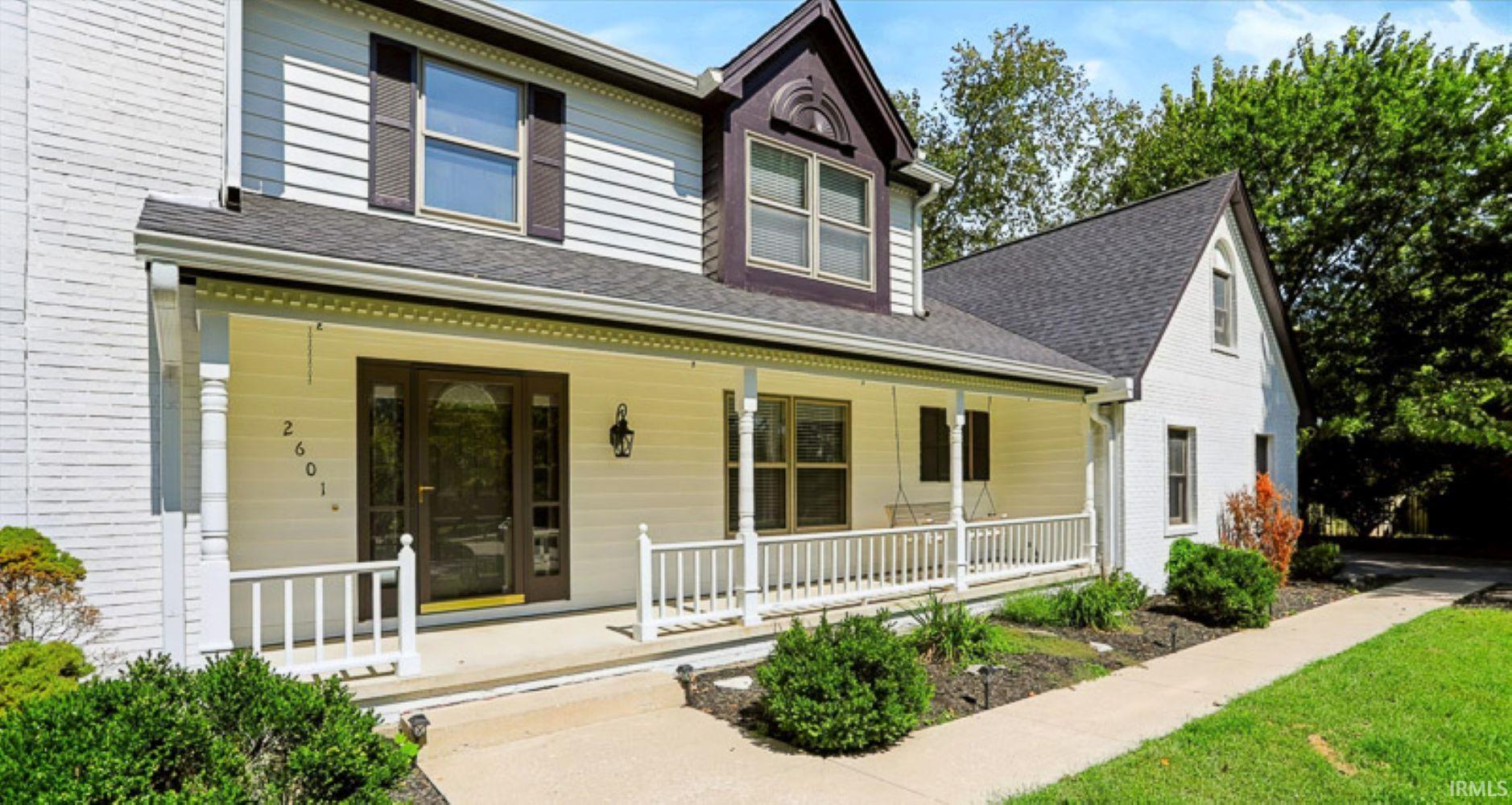 2601 S Trotters Run