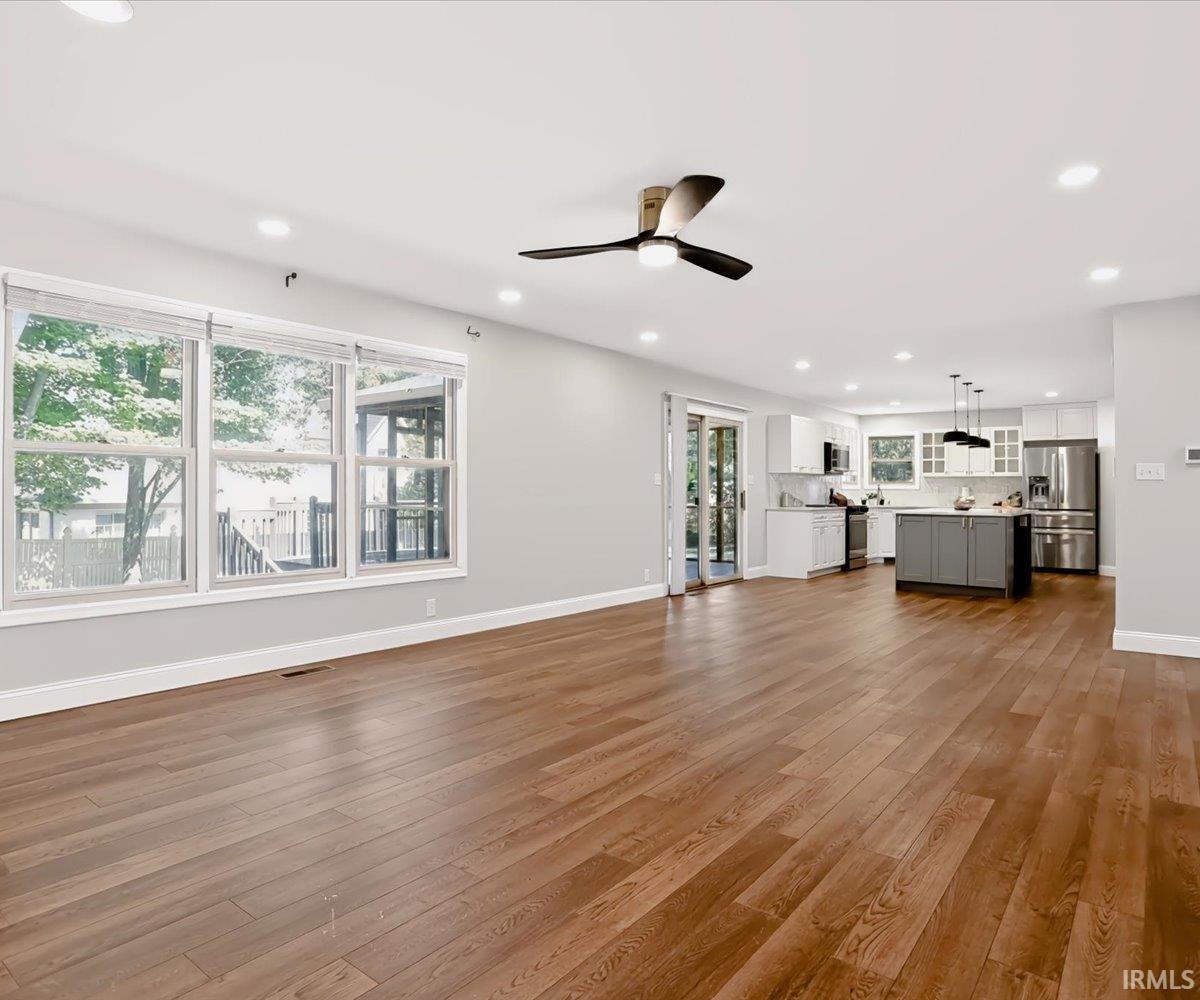 2601 S Trotters Run