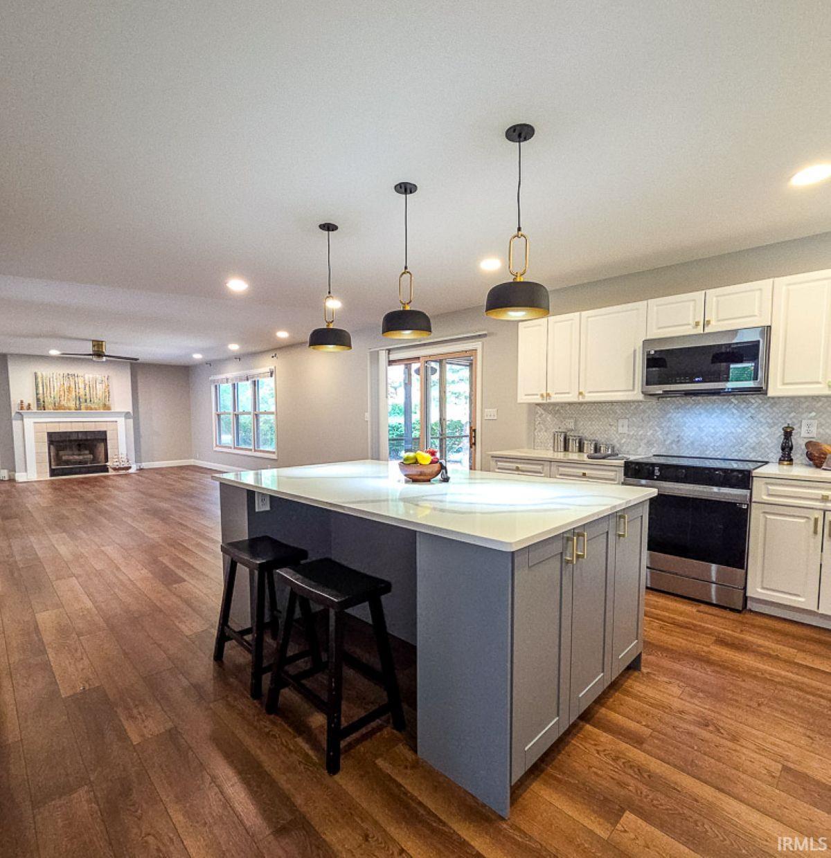 2601 S Trotters Run