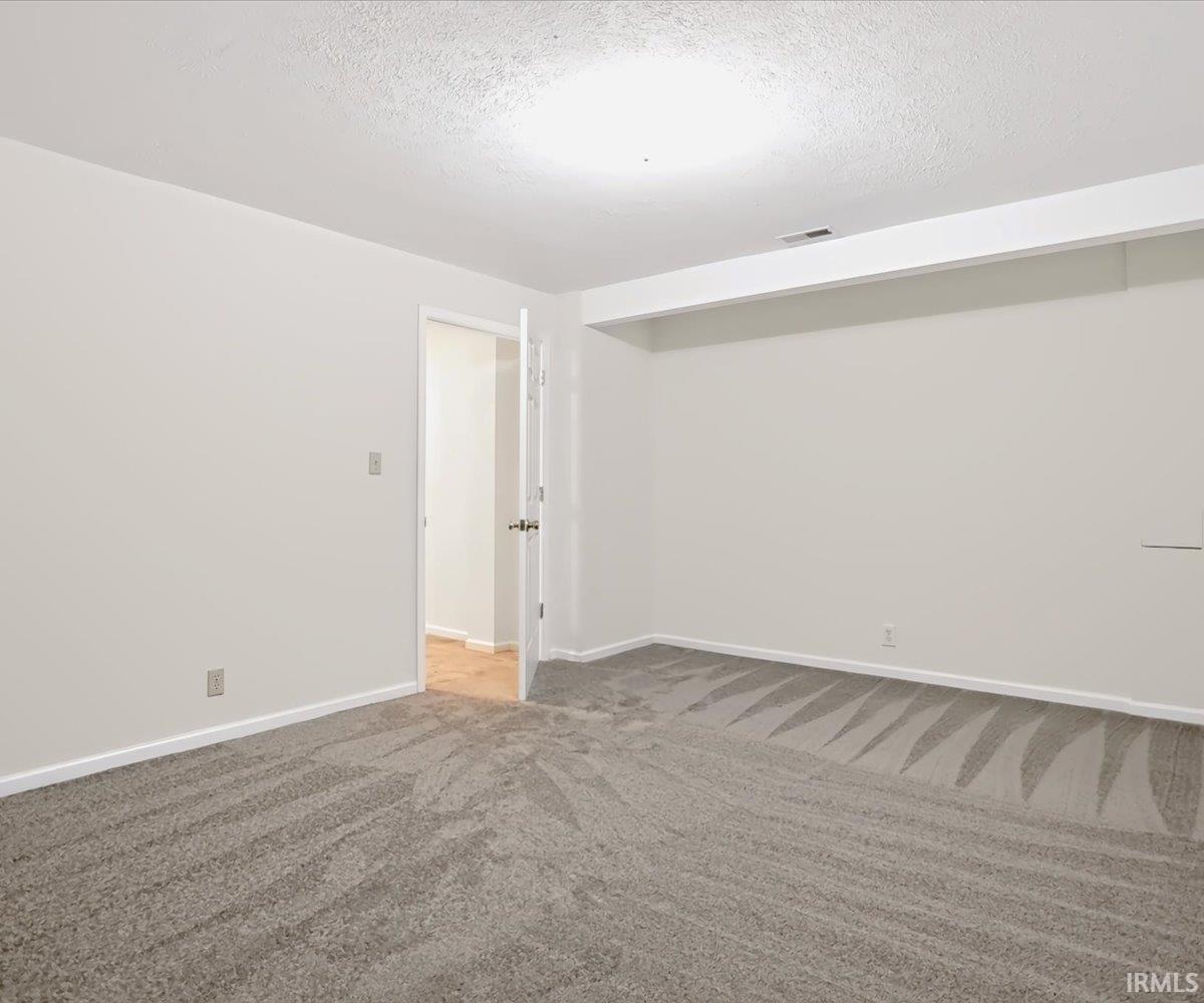 2601 S Trotters Run