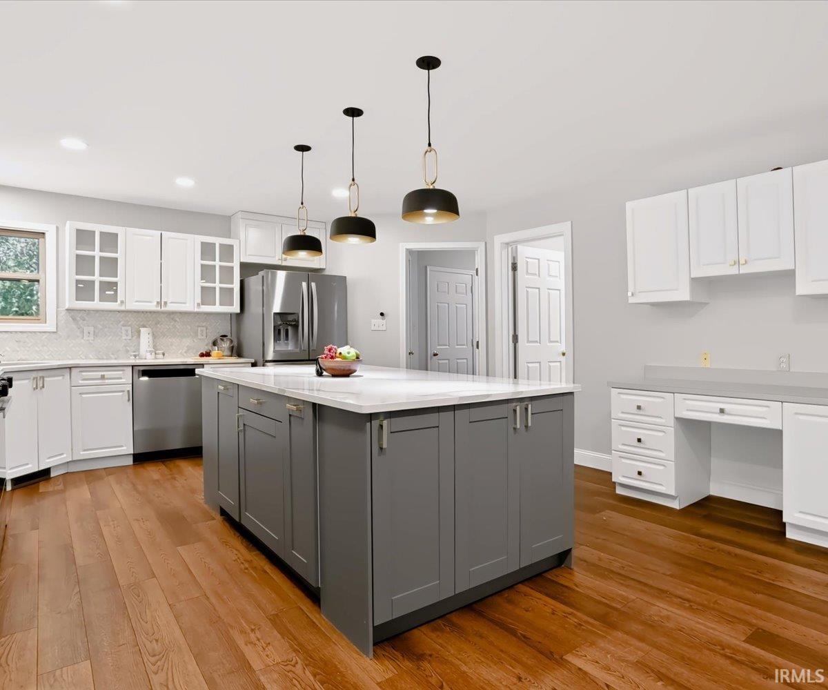 2601 S Trotters Run