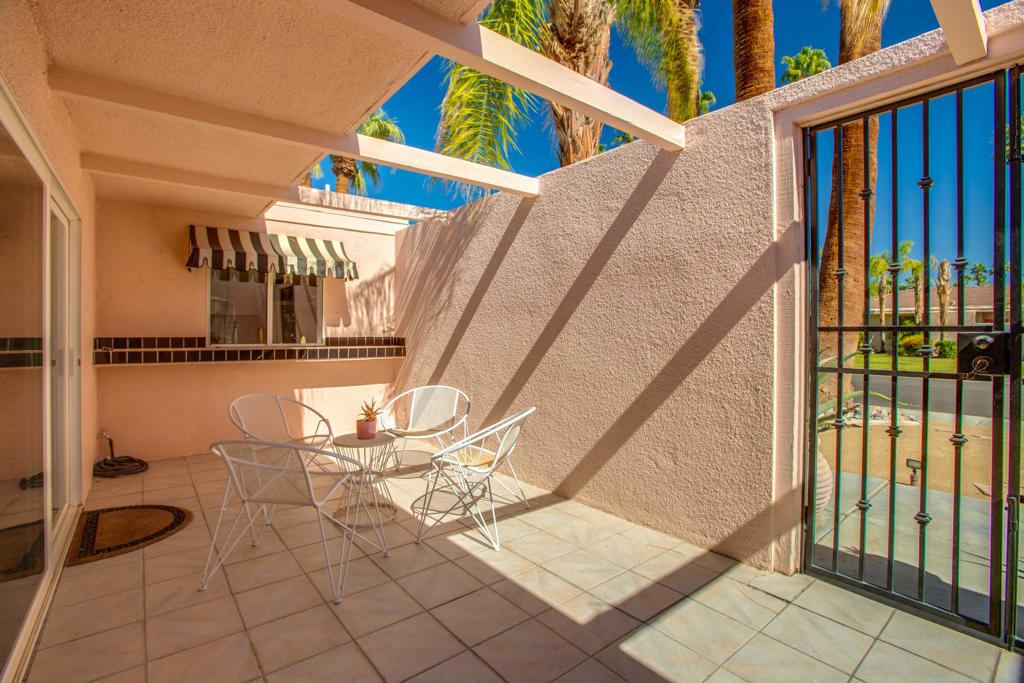 505 N Saturmino Drive