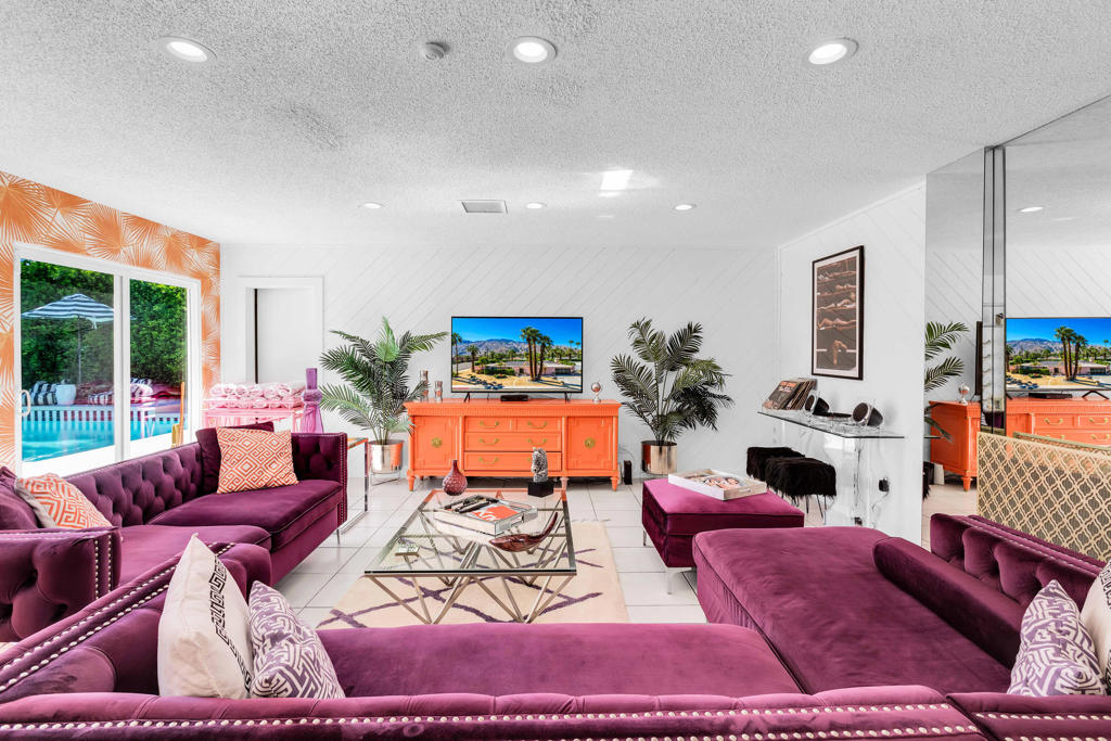 505 N Saturmino Drive