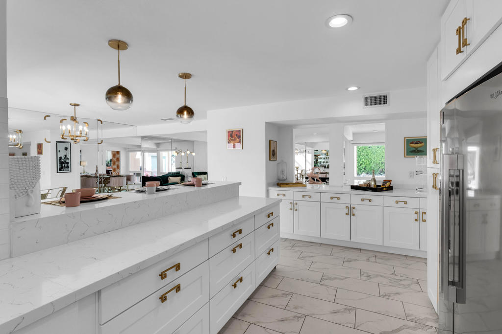 505 N Saturmino Drive