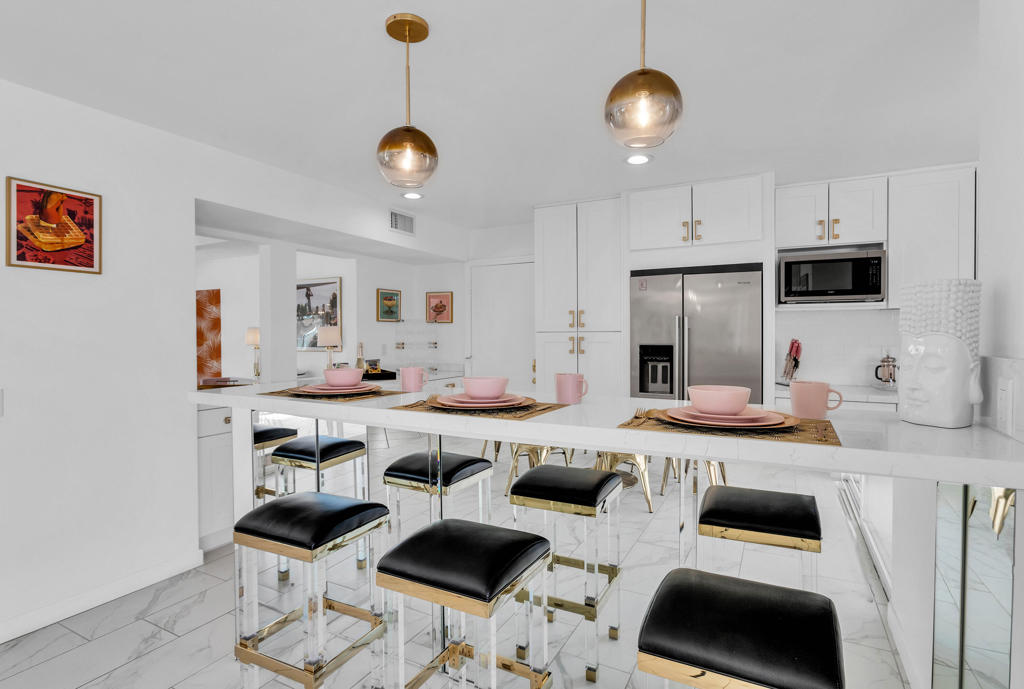 505 N Saturmino Drive