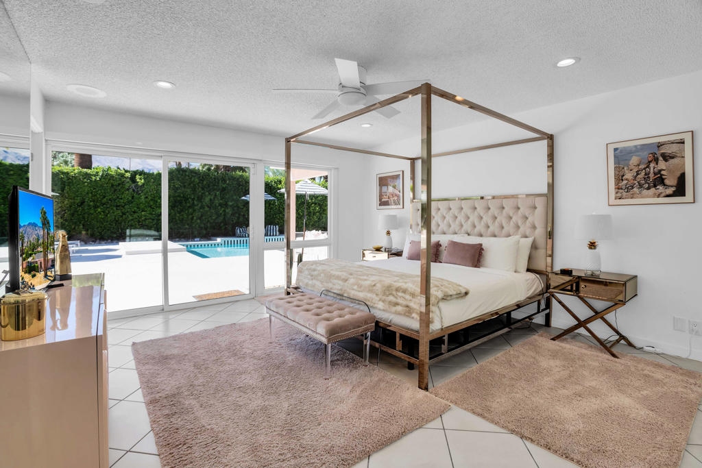 505 N Saturmino Drive