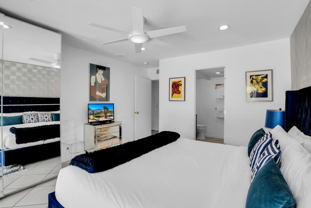 505 N Saturmino Drive