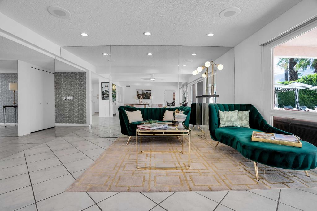 505 N Saturmino Drive