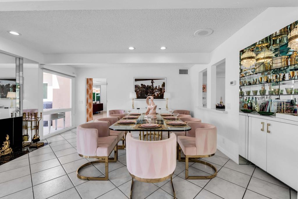 505 N Saturmino Drive