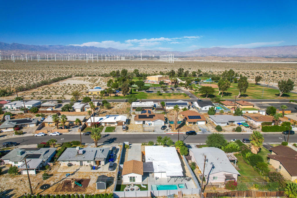 495 W Sunview Avenue