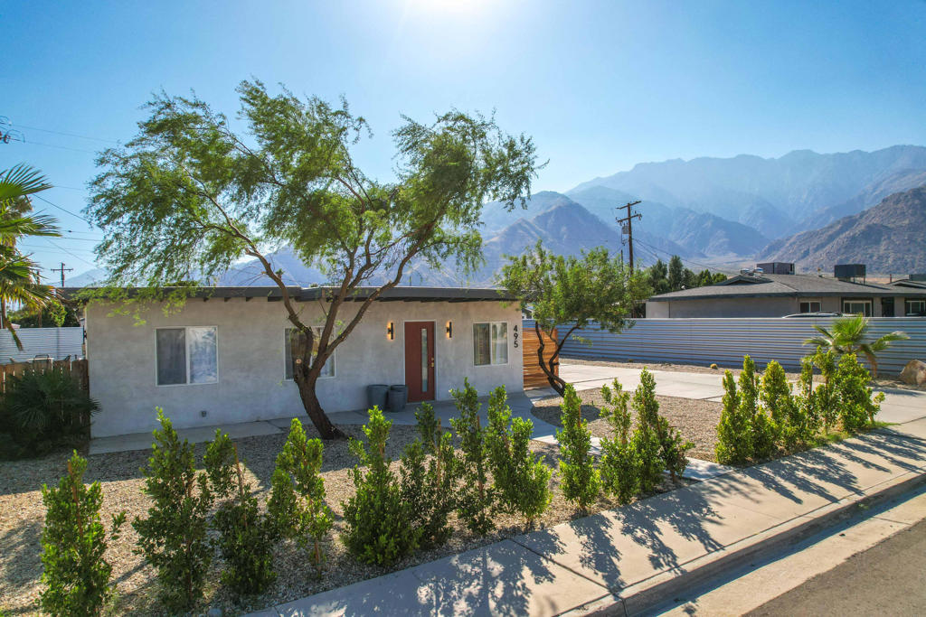 495 W Sunview Avenue