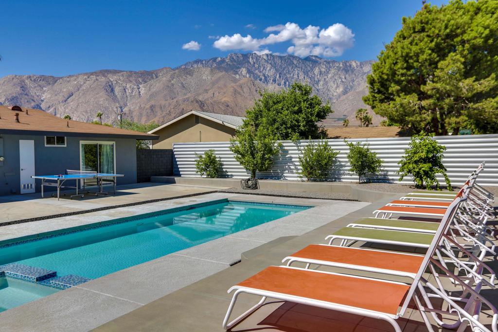490 E Molino Road