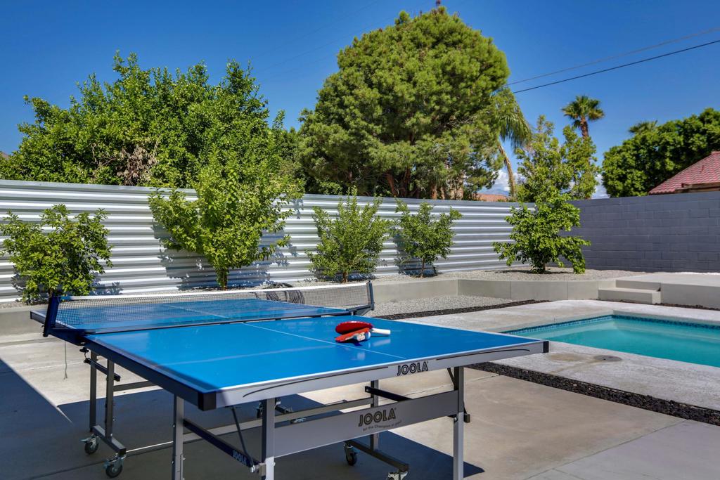490 E Molino Road