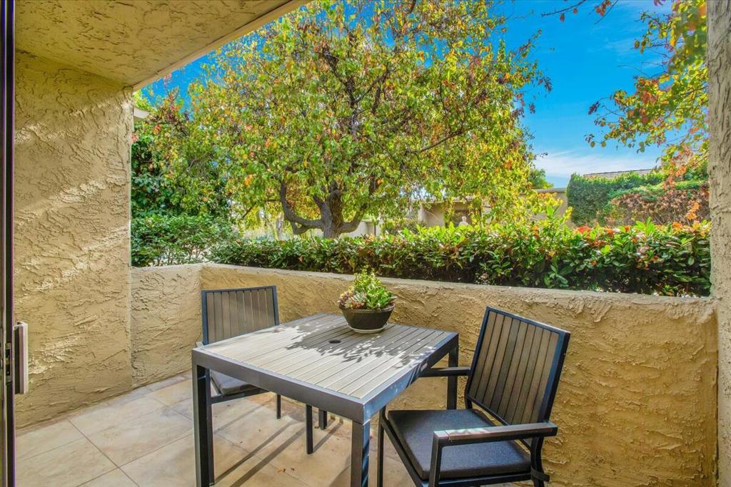 1602 S Cerritos Drive C