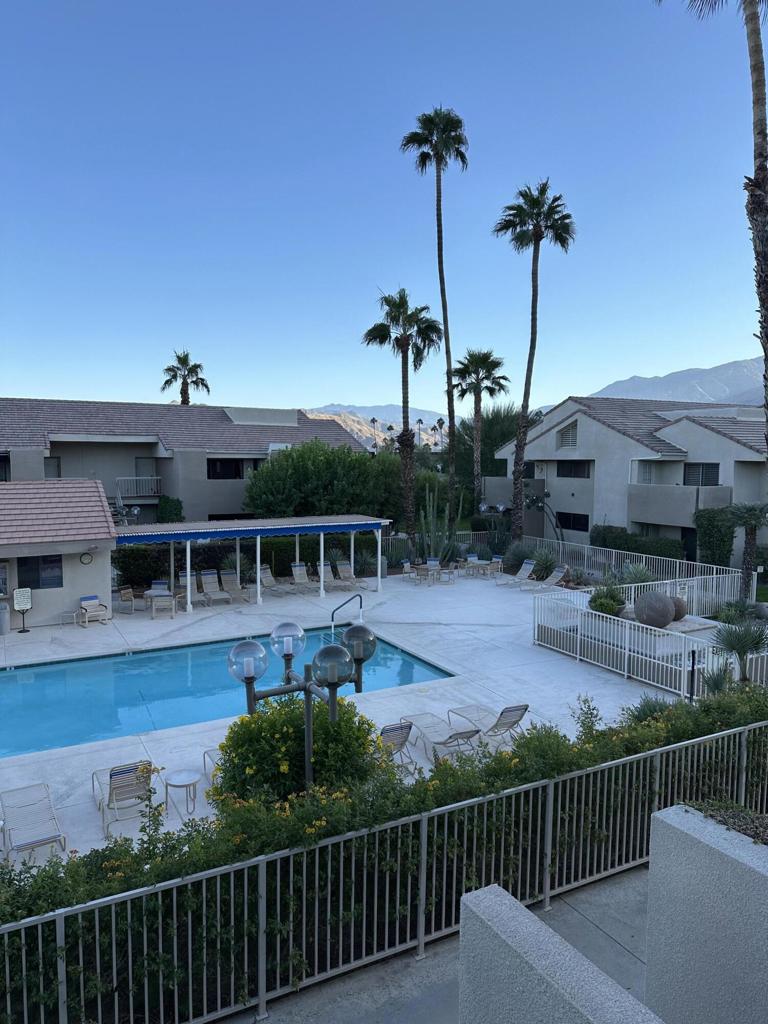 222 N Calle El Segundo 522