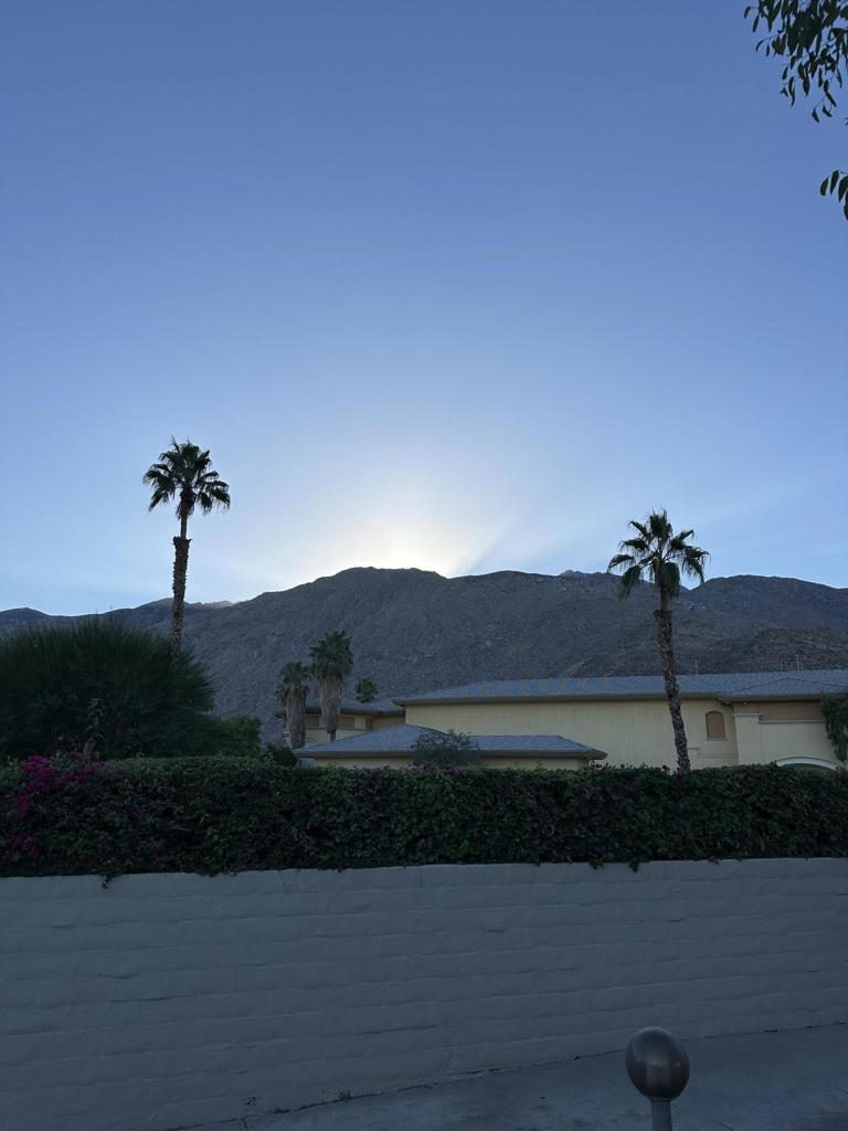 222 N Calle El Segundo 522