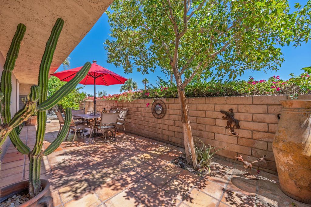 3162 Sunflower Loop N