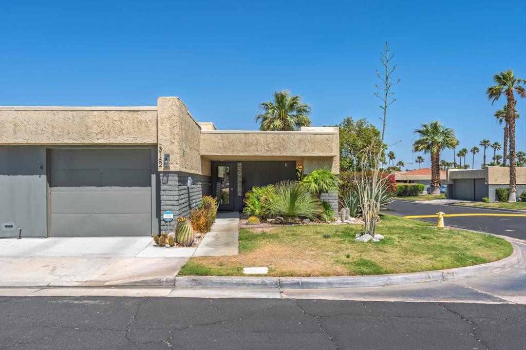3162 Sunflower Loop N