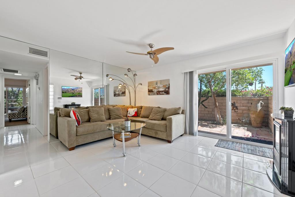 3162 Sunflower Loop N