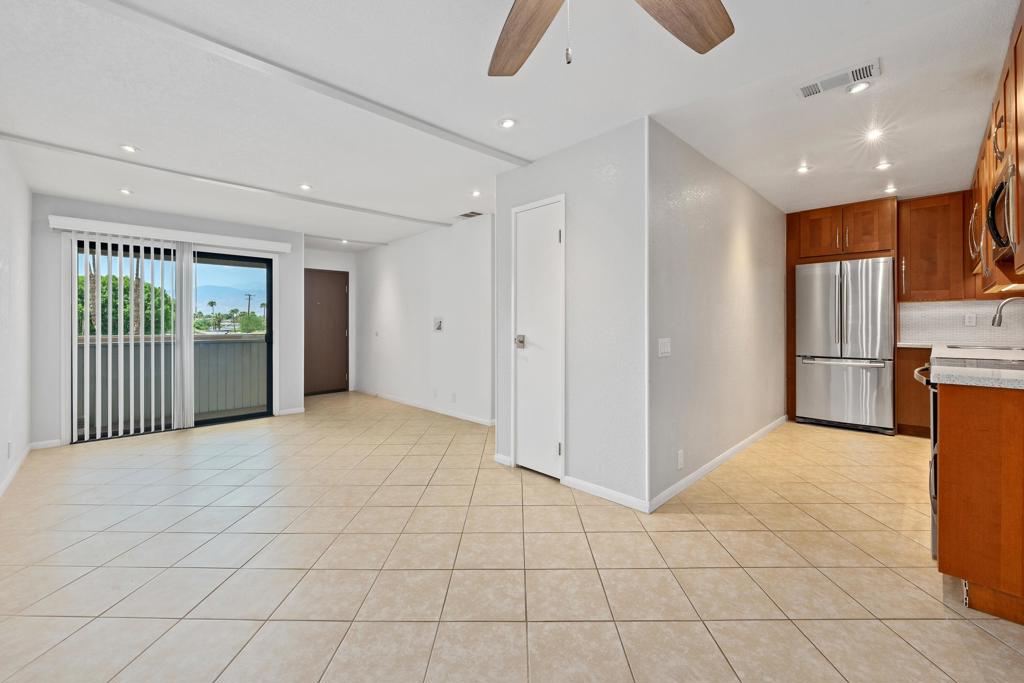 2820 N Arcadia Court 202