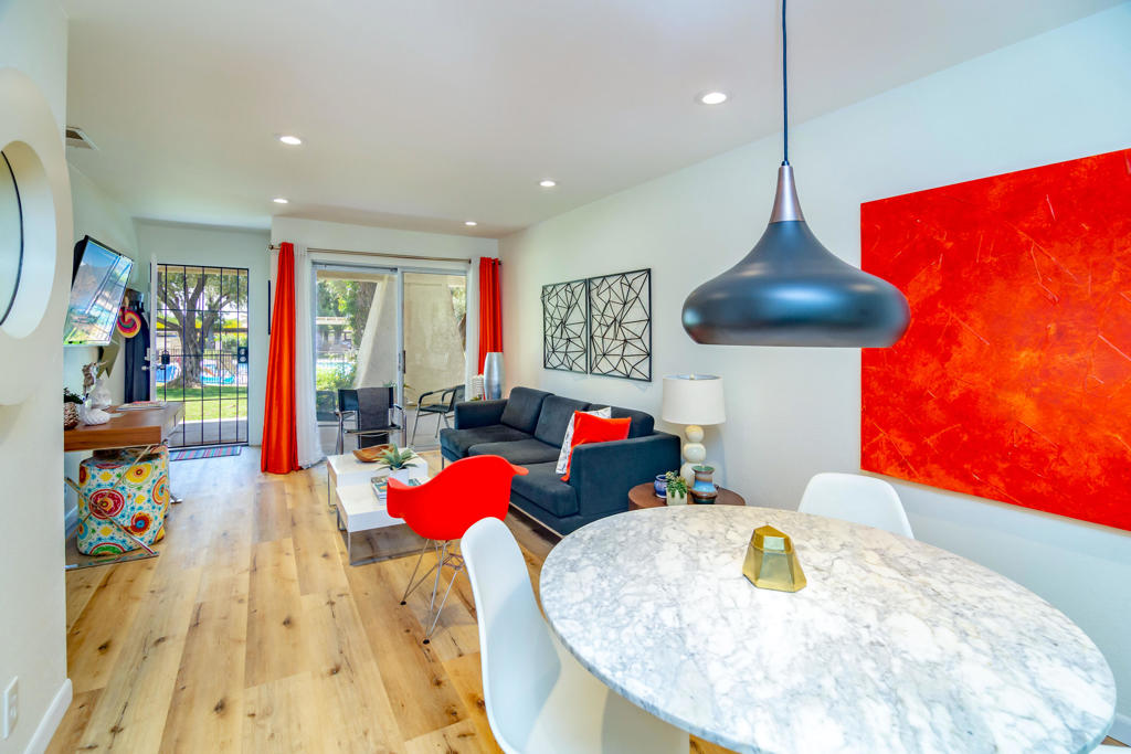 550 N Villa Court 114