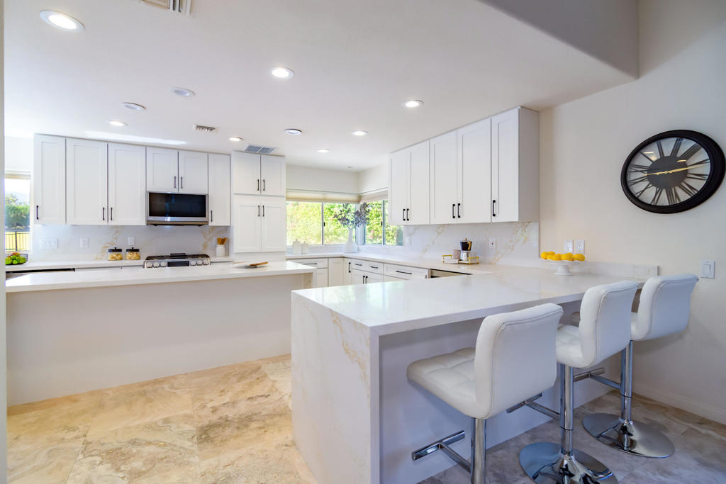 38131 Tandika Trail N