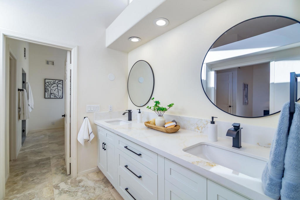 38131 Tandika Trail N