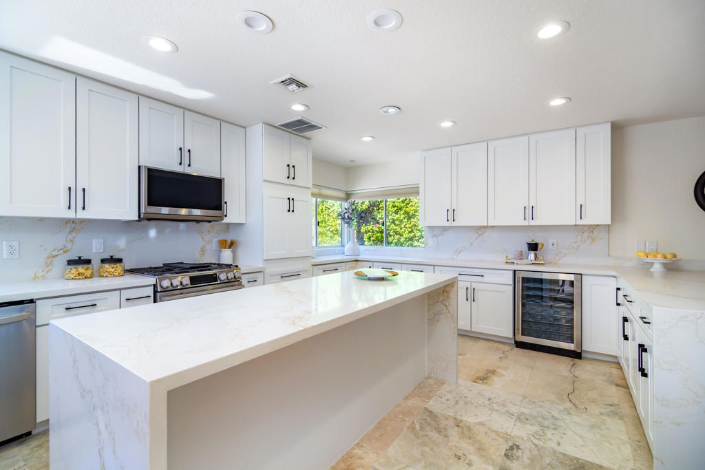 38131 Tandika Trail N