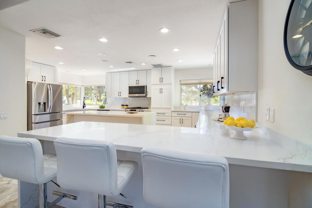 38131 Tandika Trail N