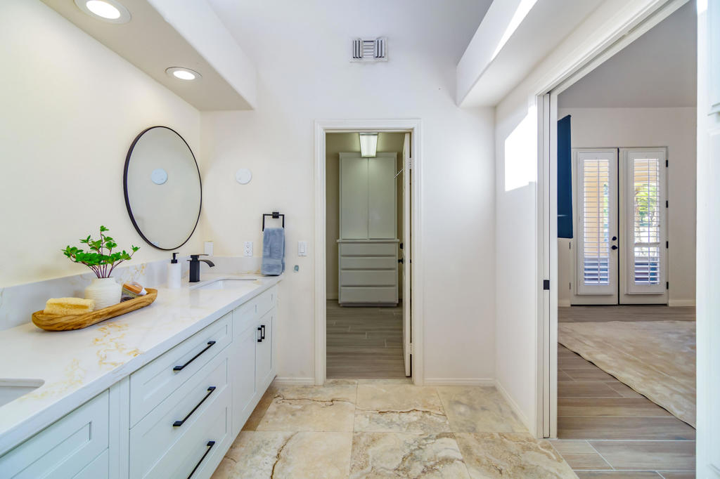 38131 Tandika Trail N