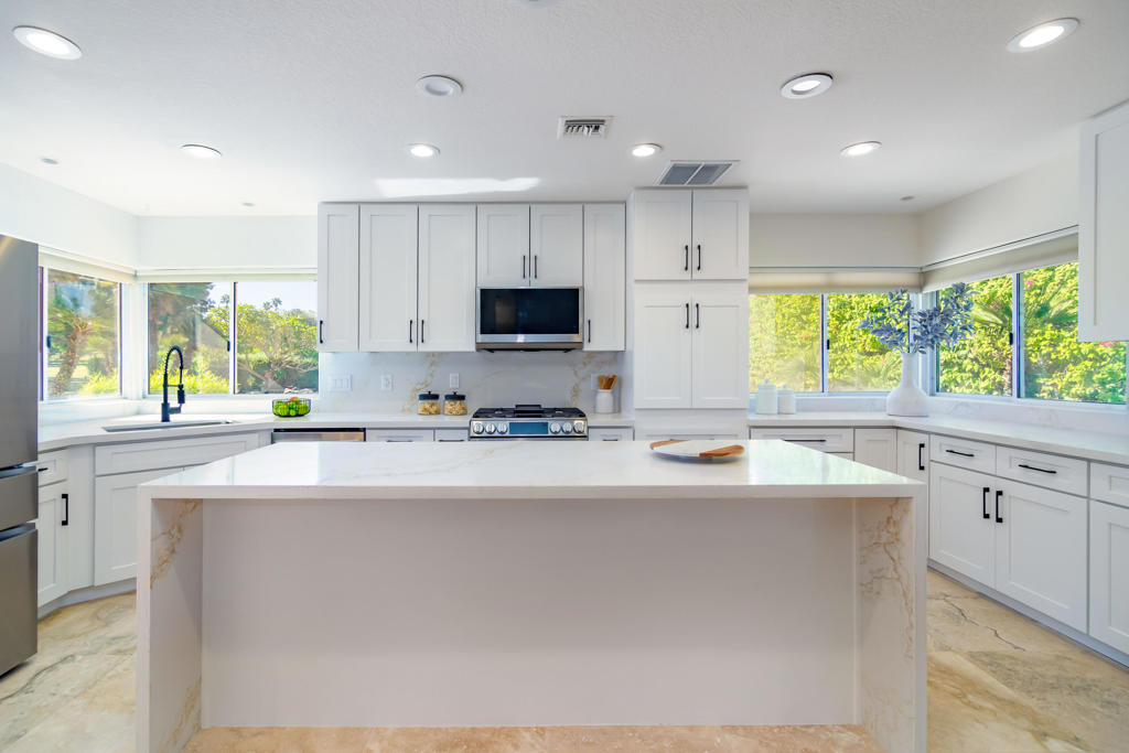 38131 Tandika Trail N