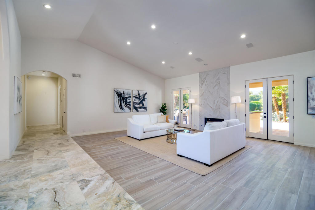 38131 Tandika Trail N